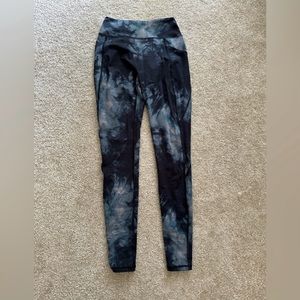 Alphalete Surface Pocket Leggings Oil Stain Size Small